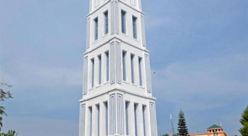 Ambun Suri Hotel Bukittinggi Exterior foto